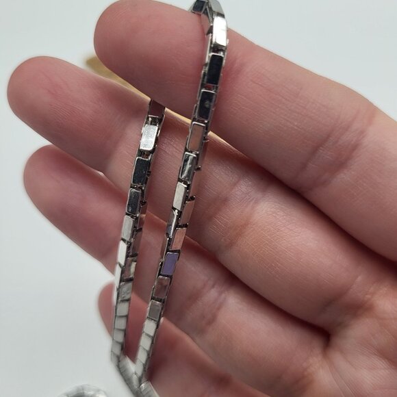 VTG Monet Interlocking Silver Tone Chain Necklace - Picture 4 of 6